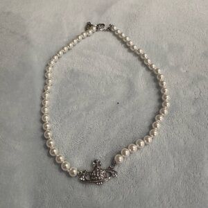 Elegant Pearl Necklace with Silver Pendant